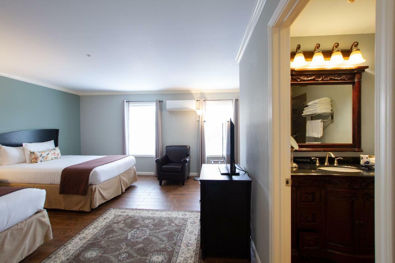 The Dahlonega Square Hotel&Villas Exterior foto