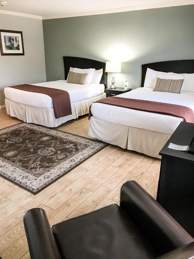 The Dahlonega Square Hotel&Villas Exterior foto